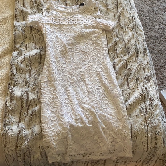 White lace bodycon dress - Picture 1 of 3